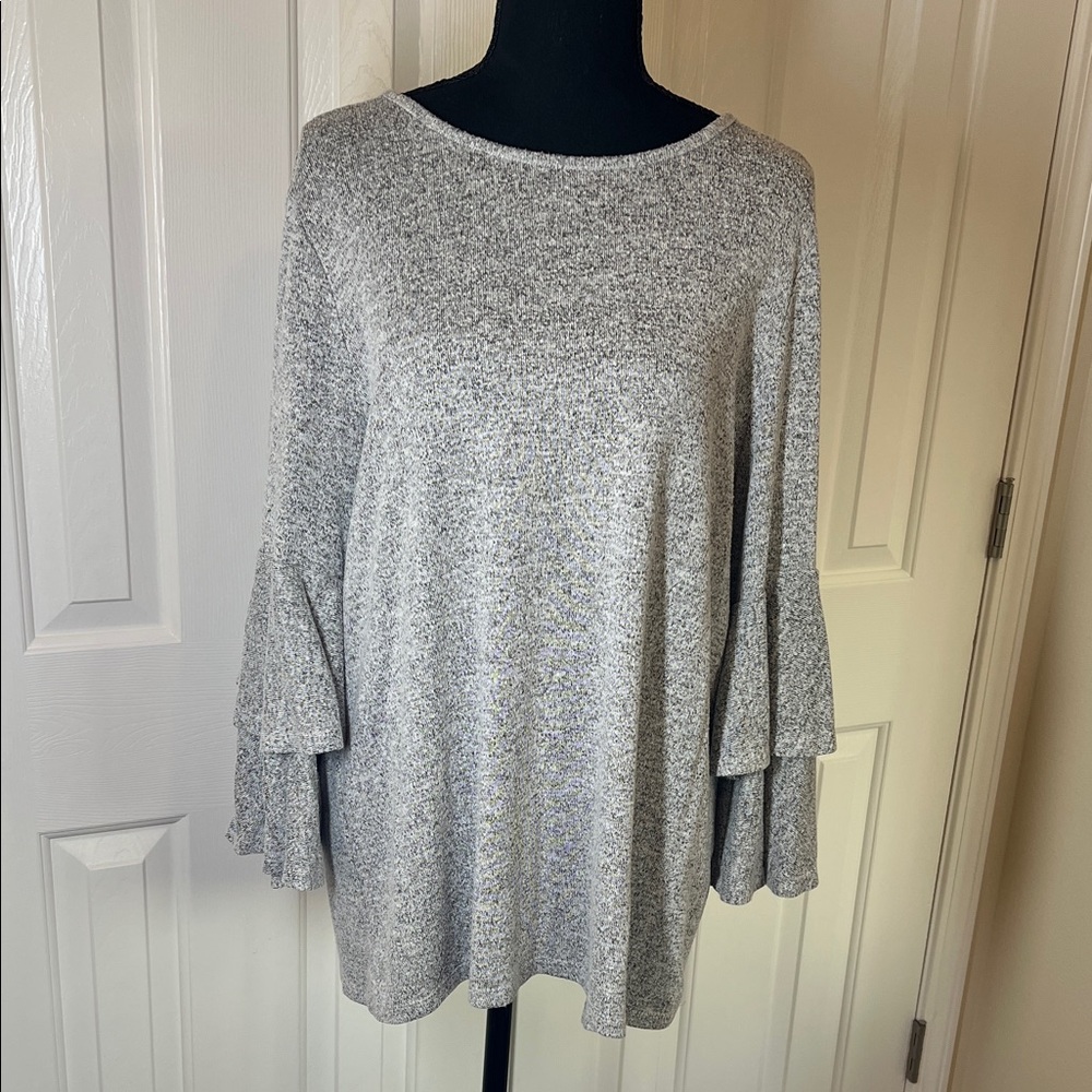 GNW Heather Gray Tunic with Flared Sleeves